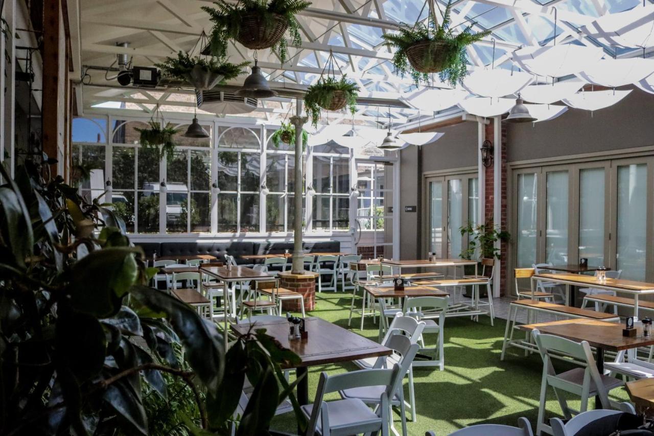 Oscars Hotel And Cafe Bar Ballarat Bagian luar foto