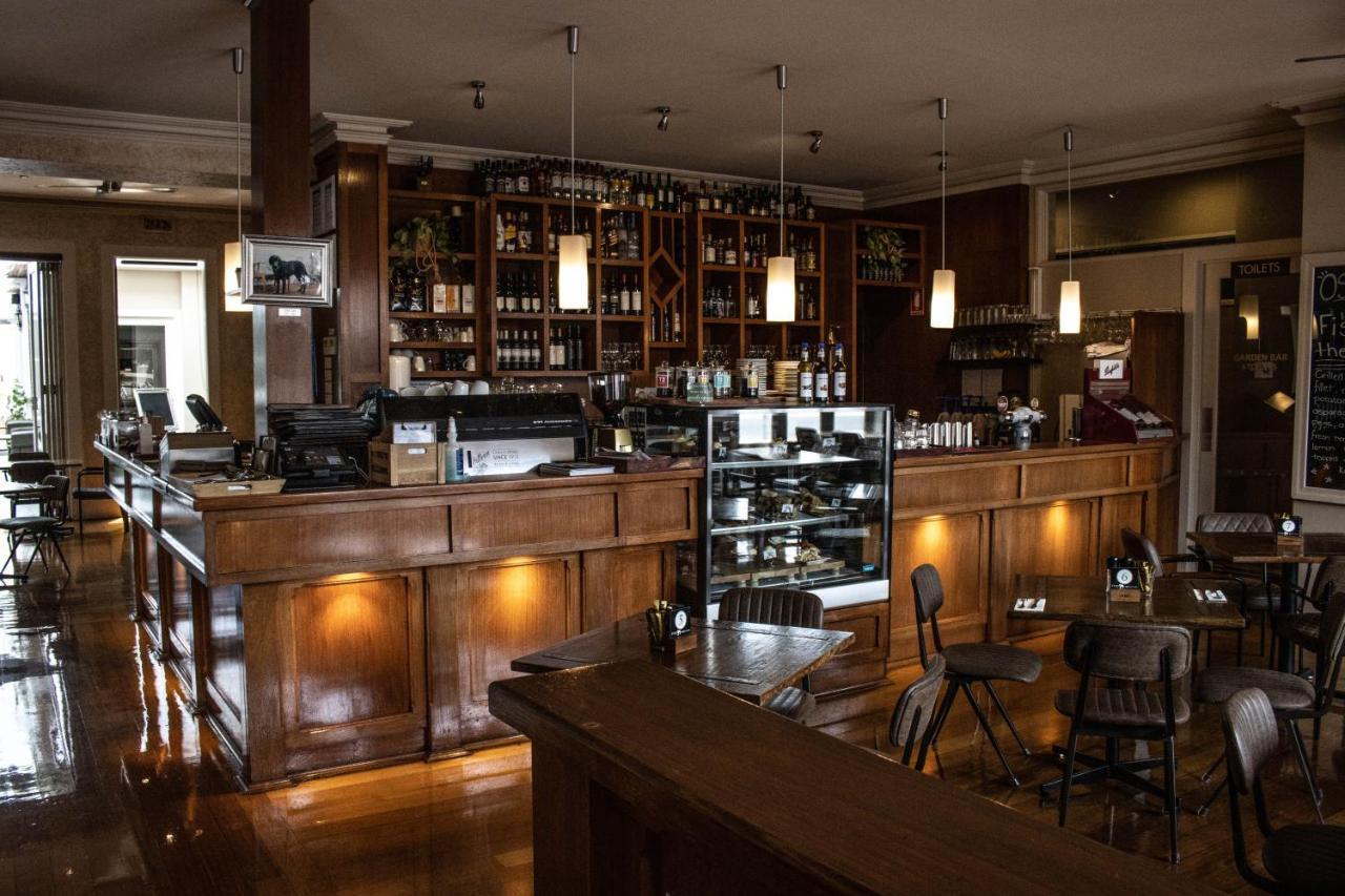 Oscars Hotel And Cafe Bar Ballarat Bagian luar foto