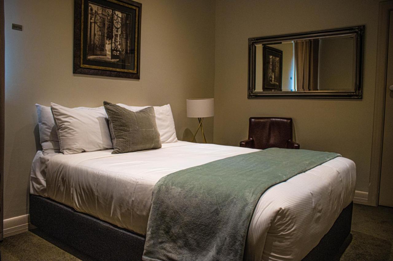 Oscars Hotel And Cafe Bar Ballarat Bagian luar foto