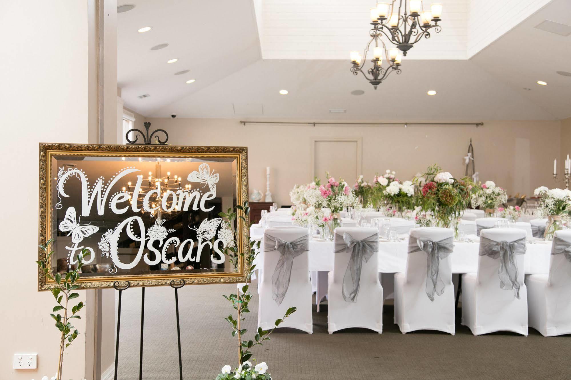 Oscars Hotel And Cafe Bar Ballarat Bagian luar foto